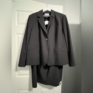 Elegant Charcoal Gray Women's Blazer and Skirt (2 pc suit) by Calvin Klein